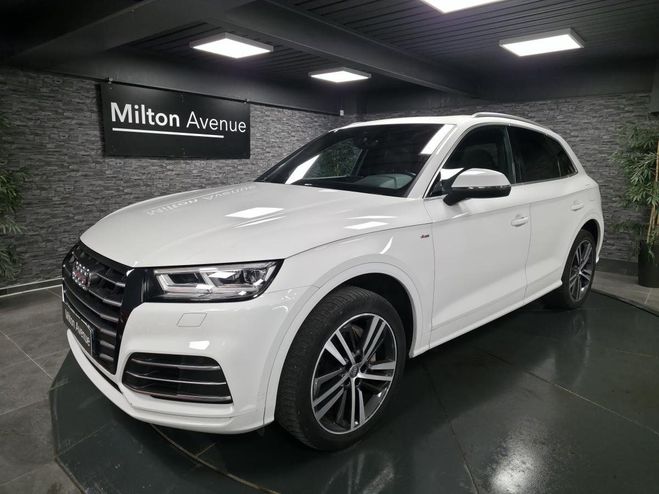 Audi Q5 Quattro 2.0 55 TFSI e - 367 - BV S-troni BLANC de 2020