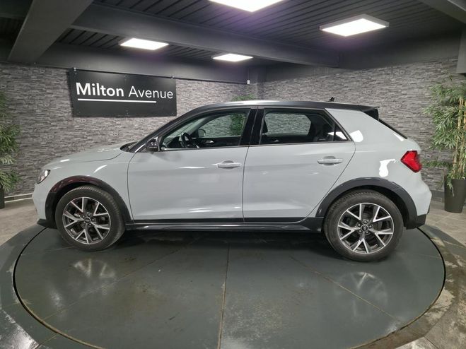 Audi A1 Citycarver 1.0 25 TFSI - 95 Design GRIS CLAIR de 2022