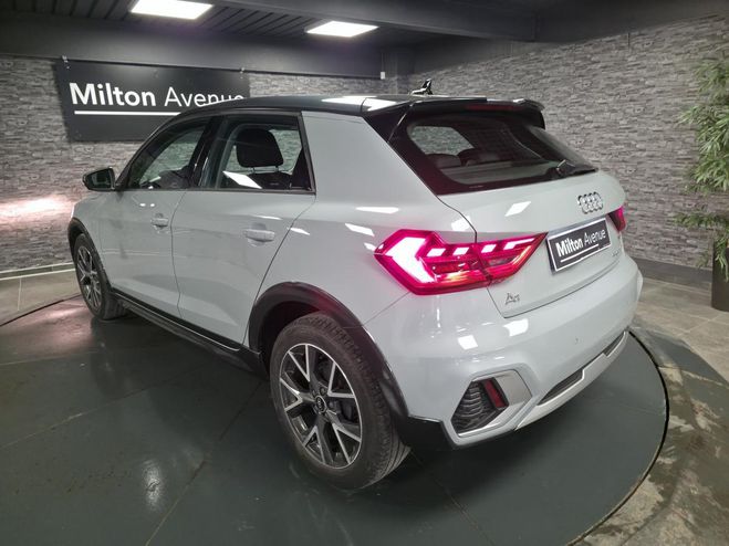 Audi A1 Citycarver 1.0 25 TFSI - 95 Design GRIS CLAIR de 2022