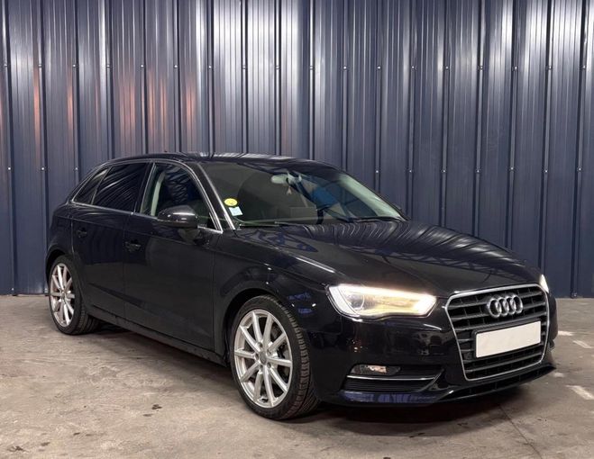 Audi A3 SPORTBACK 1.6 TDI 105 BUSINESS LINE S-TR Noir de 2014
