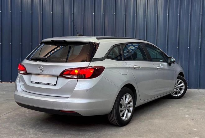 Opel Astra GENERATION-V SPORTS-TOURER 1.5 D 120 EDI Gris de 2020