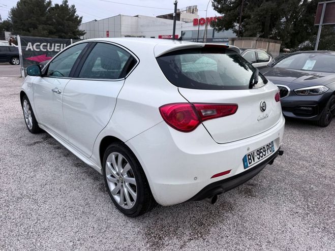 Alfa romeo Giulietta 2.0 JTDM140 DISTINCTIVE STOP&START Blanc de 2011