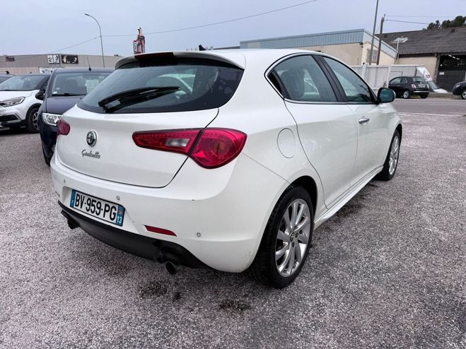 Alfa romeo Giulietta 2.0 JTDM140 DISTINCTIVE STOP&START Blanc de 2011