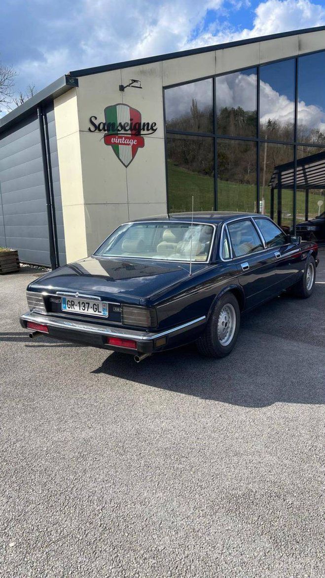 Jaguar XJ  BLEU de 1993