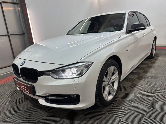 BMW Serie 3 F30 320i 184ch Sport Blanc de 2012