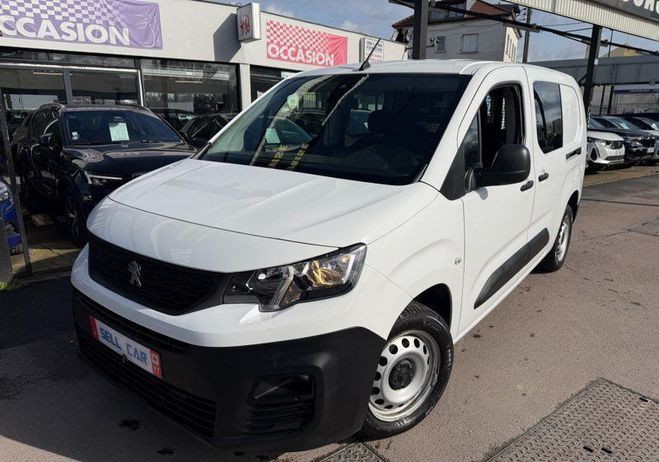 Cliquer pour voir la photo suivante Peugeot Partner 5 places cab approfondie 1.5 bluehdi 100 Blanc de 2022