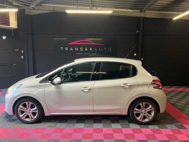 Peugeot 208 1.6 VTi 120ch Allure / Origine France /  Blanc de 2015