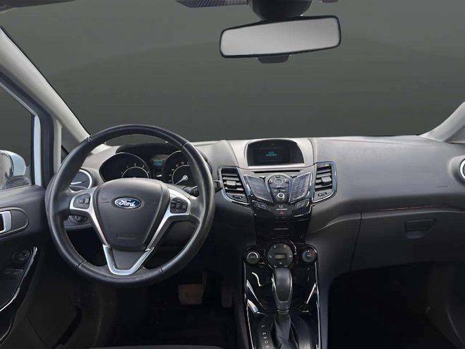 Ford Fiesta 1.0 ECOBOOST 100CH TITANIUM POWERSHIFT 5 BLANC de 2015