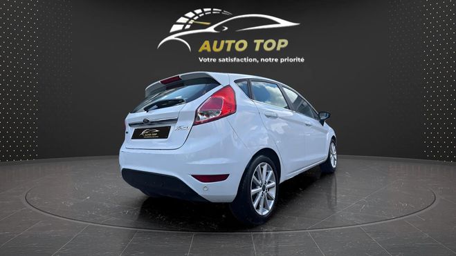 Ford Fiesta 1.0 ECOBOOST 100CH TITANIUM POWERSHIFT 5 BLANC de 2015