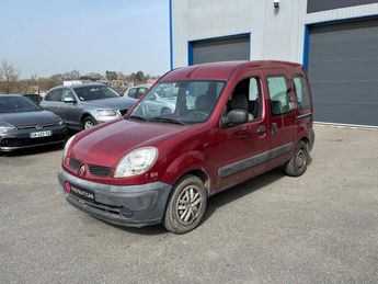  Voir d&eacute;tails -Renault Kangoo PRO MARCHAND EXPORT GARAGE DANS L ETAT R &agrave; Crottet (01)