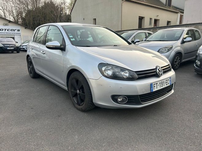 Cliquer pour voir la photo suivante Volkswagen Golf 1.6 TDI 105 BlueMotion Confort Gris de 2010