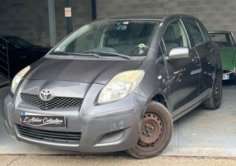  Voir d&eacute;tails -Toyota Yaris 1.3 VVTi 16V 101 CV VEHICULE SUIVI ET EN &agrave;  La Penne-sur-Huveaune (13)