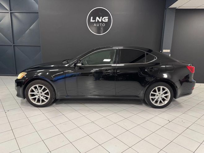 Lexus IS 200 2.2 D4D 150 cv Pack Luxe Noir de 2012