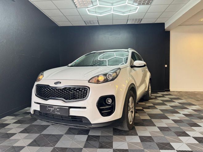 Cliquer pour voir la photo suivante Kia Sportage 1.7 CRDi 141 ISG 4x2 DCT7 Active / Garan Blanc de 2017