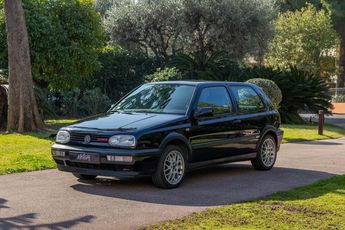  Voir d&eacute;tails -Volkswagen Golf 3 GTI s�rie sp�ciale Edition &agrave; Nice (06)