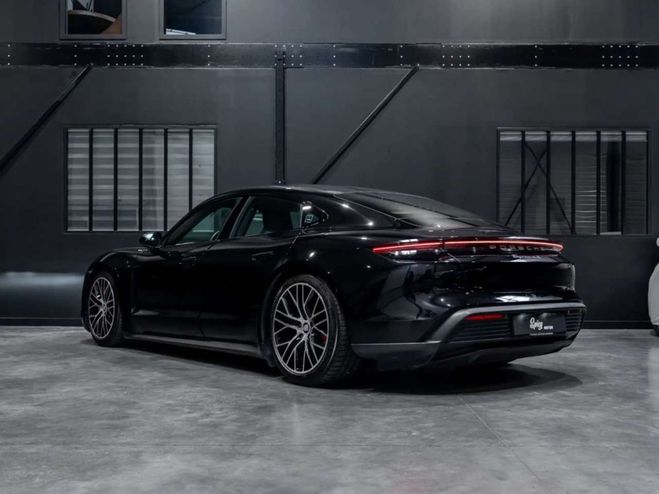 Porsche Taycan 4S Performance Plus (9J1) - Spicy Motor Gris de 2020