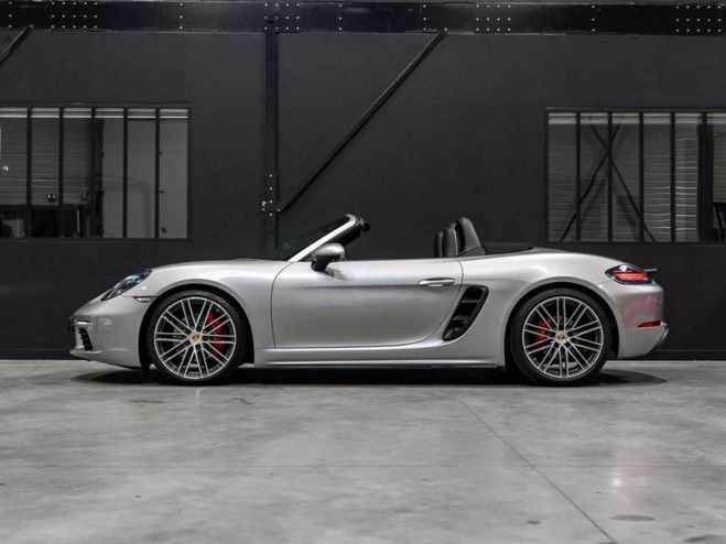 Porsche 718 Boxster S - Spicy Motor Noir de 2018
