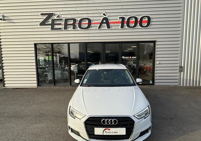 Audi A3 III (2) SPORTBACK 1.0 TFSI 115 SPORT S t Blanc de 2018