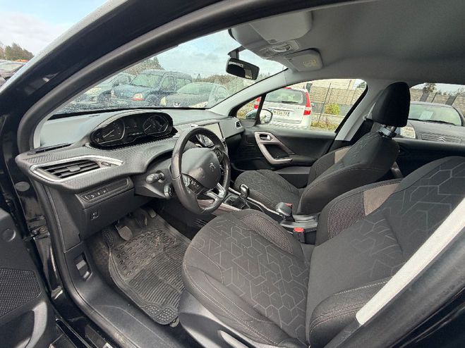 Peugeot 2008 1.6 BlueHDi 100ch BVM5 STYLE NOIR de 2016