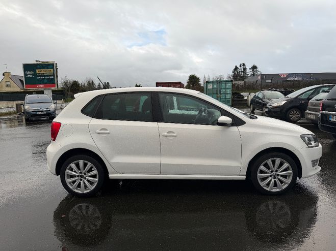 Volkswagen Polo  1.6 TDI 90 CR  Confortline  BLANC de 2011