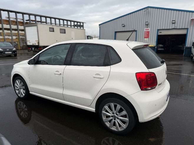 Volkswagen Polo  1.6 TDI 90 CR  Confortline  BLANC de 2011