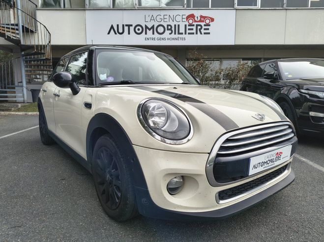 Cliquer pour voir la photo suivante Mini Cooper F55 pack CHILI 5 portes 1.5i 136 cv Beige de 2015