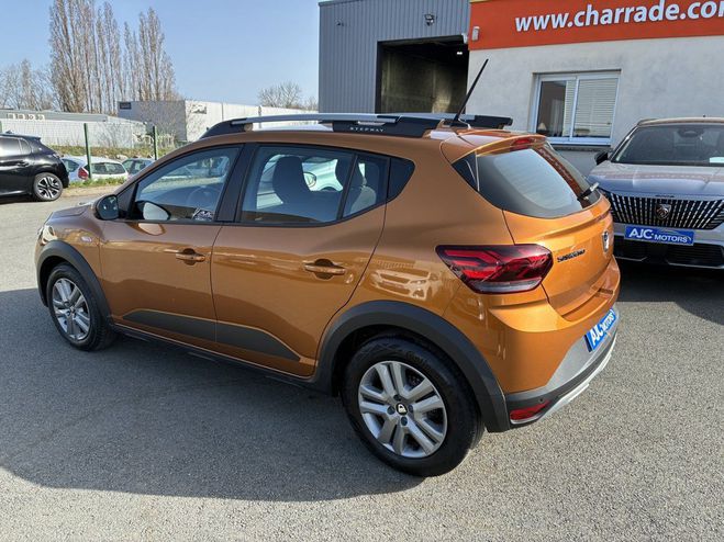 Dacia Sandero 1.0 ECO-G 100CH STEPWAY CONFORT -22 Orange de 2021