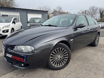  Voir d&eacute;tails -Alfa romeo 156 SPORTWAGON 1.9 JTD 115CH 8V Distinctive &agrave; Gerzat (63)