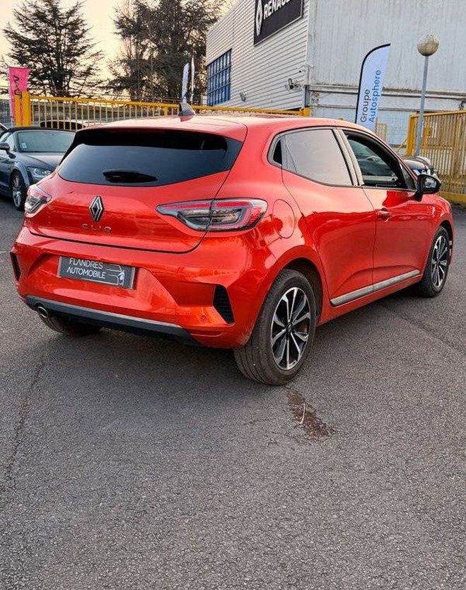 Renault Clio V 1.0 TCe 90 ch S&S Techno Orange de 2024