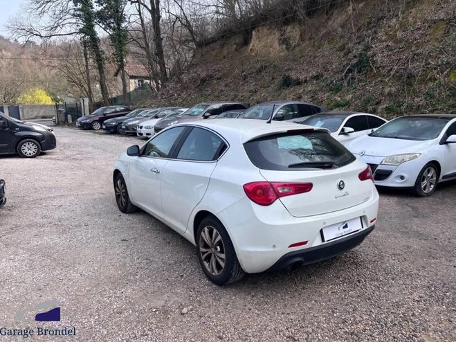 Alfa romeo Giulietta 1.6 JTDM 105 cv Distinctive Blanc de 2012