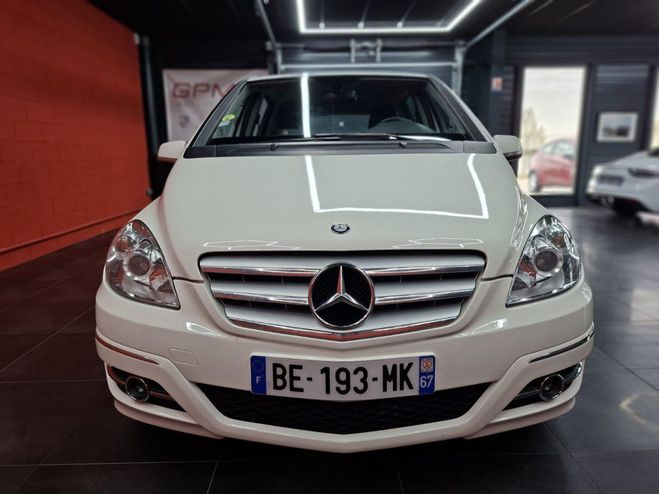 Mercedes Classe B B200 CDI blanc de 2010