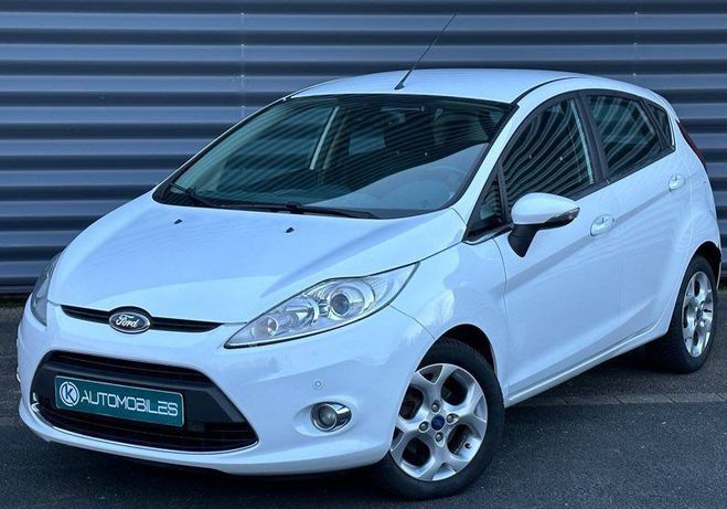 Cliquer pour voir la photo suivante Ford Fiesta 1.6 TDCI 95CH 169500Km ÉDITION TITANIUM Blanc de 2011