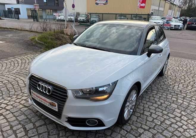 Cliquer pour voir la photo suivante Audi A1 Sportback I 1.6 TDI 16v 105 cv-2012 1800 Blanc de 2012