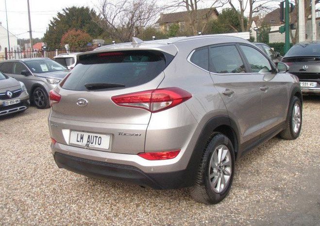 Hyundai Tucson III 1.7 CRDI 115 CREATIVE Beige de 2016