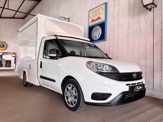 Fiat Doblo 1.6 MULTIJET 105 CV FOOD TRUCK VASP MAGA Blanc de 2018