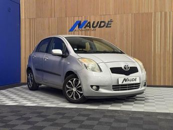  Voir d&eacute;tails -Toyota Yaris 1.3 VVT-i 87 CH BVA MultiMode &agrave; Lozanne (69)