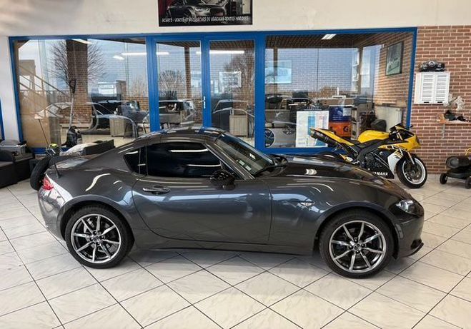 Mazda MX5 5 MX5 RF 2.0 Skyactiv-G Selection 160 ch Gris de 2017