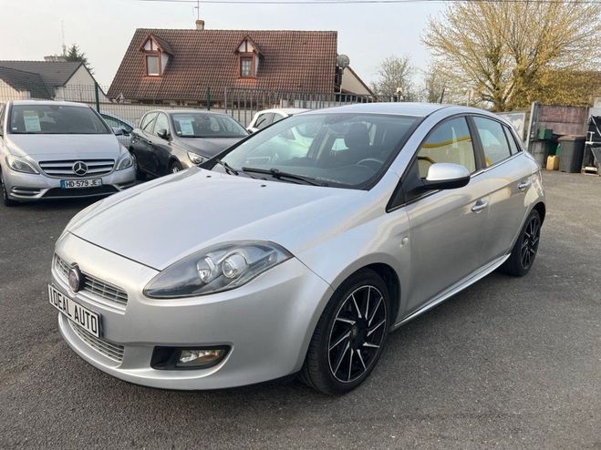 Fiat Bravo 2.0 MULTIJET 16V 165CH DPF SPORT Gris de 2011