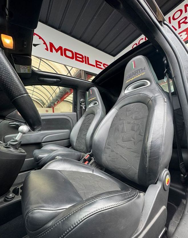Abarth 500 1.4 Turbo T-Jet 165ch 595 Scorpioneoro Noir de 2021