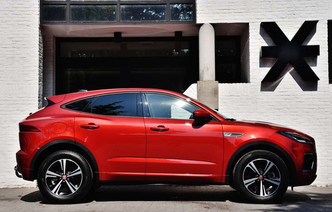 Jaguar E-Pace 2.0 T MHEV AWD P200 R-Dynamic S Rouge M�tallis� de 