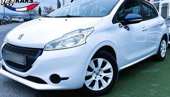  Voir d&eacute;tails -Peugeot 208 1.0 PureTech Like 5p-Distribution OK &agrave; Saint-Maximin-la-Sainte-Baume (83)
