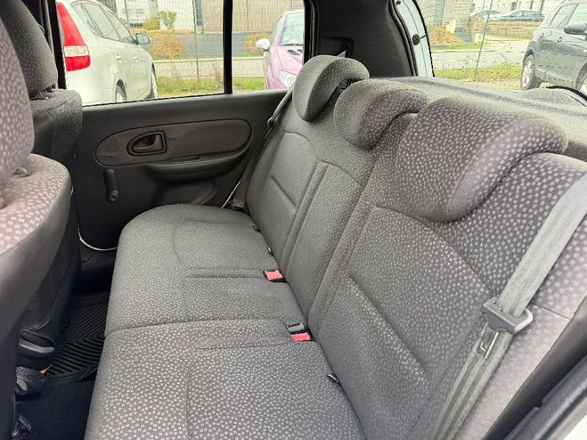 Renault Clio  1.5 dCi 70 Campus Evolution Authentique BLANC de 2007