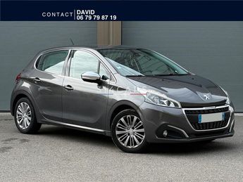  Voir d&eacute;tails -Peugeot 208 1.2i 82 cv Allure - Courroie distributio &agrave; Roanne (42)