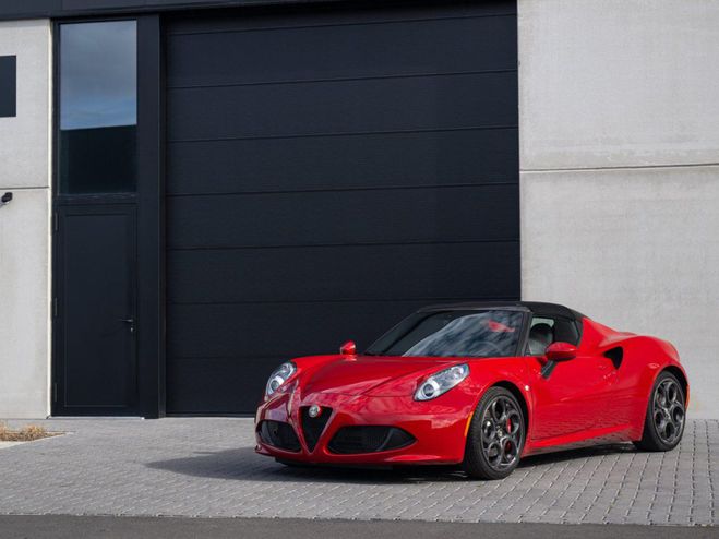 Alfa romeo 4C Spider Alfa Red de 2017