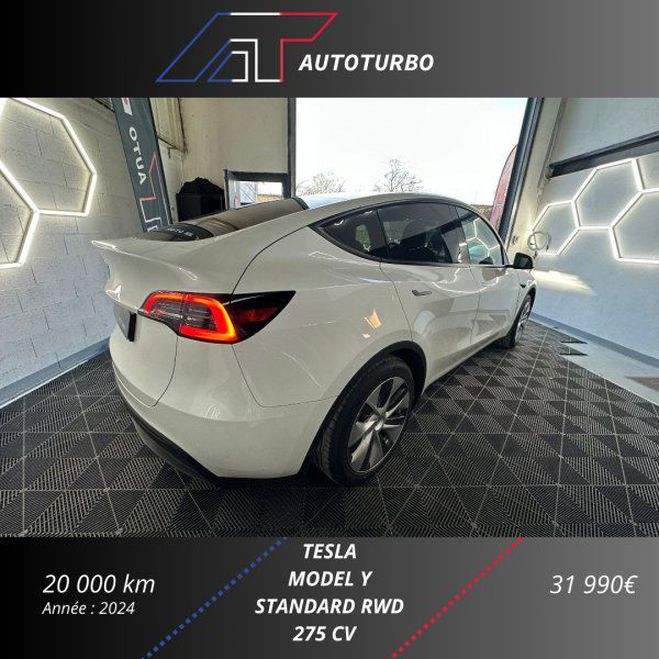 Tesla Model Y STANDARD RWD Inc de 2024