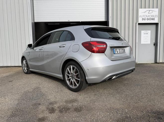 Mercedes Classe A 200 - BV 7G-DCT BERLINE - BM 176 Sensati GRIS CLAIR de 2017