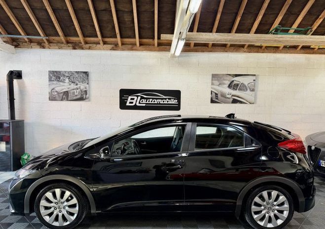 Honda Civic 1.8 142CH I-VTEC EXCLUSIVE BA Cam�ra de  Noir de 2013