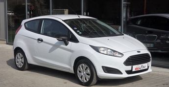  Voir d&eacute;tails -Ford Fiesta 1.25 60CH AMBIENTE 3P &agrave; Geispolsheim (67)