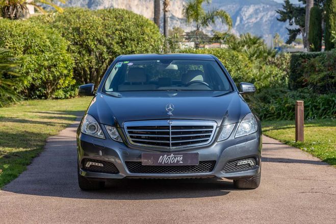 Mercedes Classe E E500 V8 4matic Avantgarde W212  de 2009