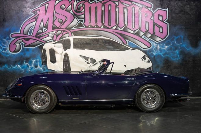 Ferrari 330 gt BLEU NUIT de 1964